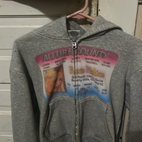 ✨The jacket✨ - Picture 2 of 3